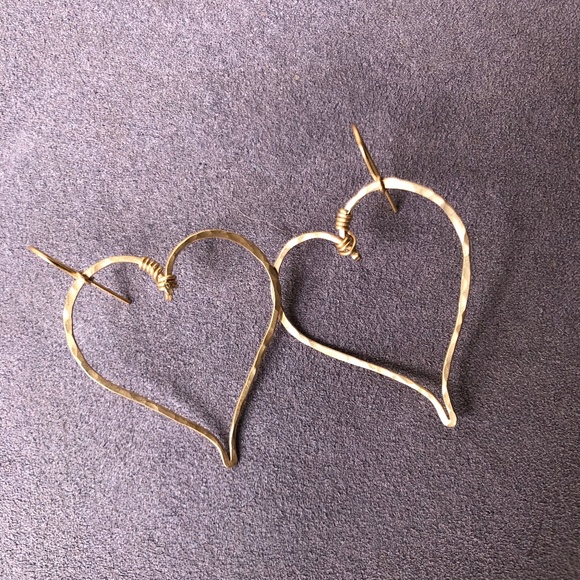 Gold filled heart shaped earrings - Beach Girl Jewels - Picture 1 of 4
